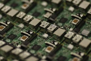 CPU
