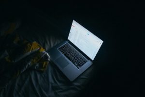 reading mails from laptop